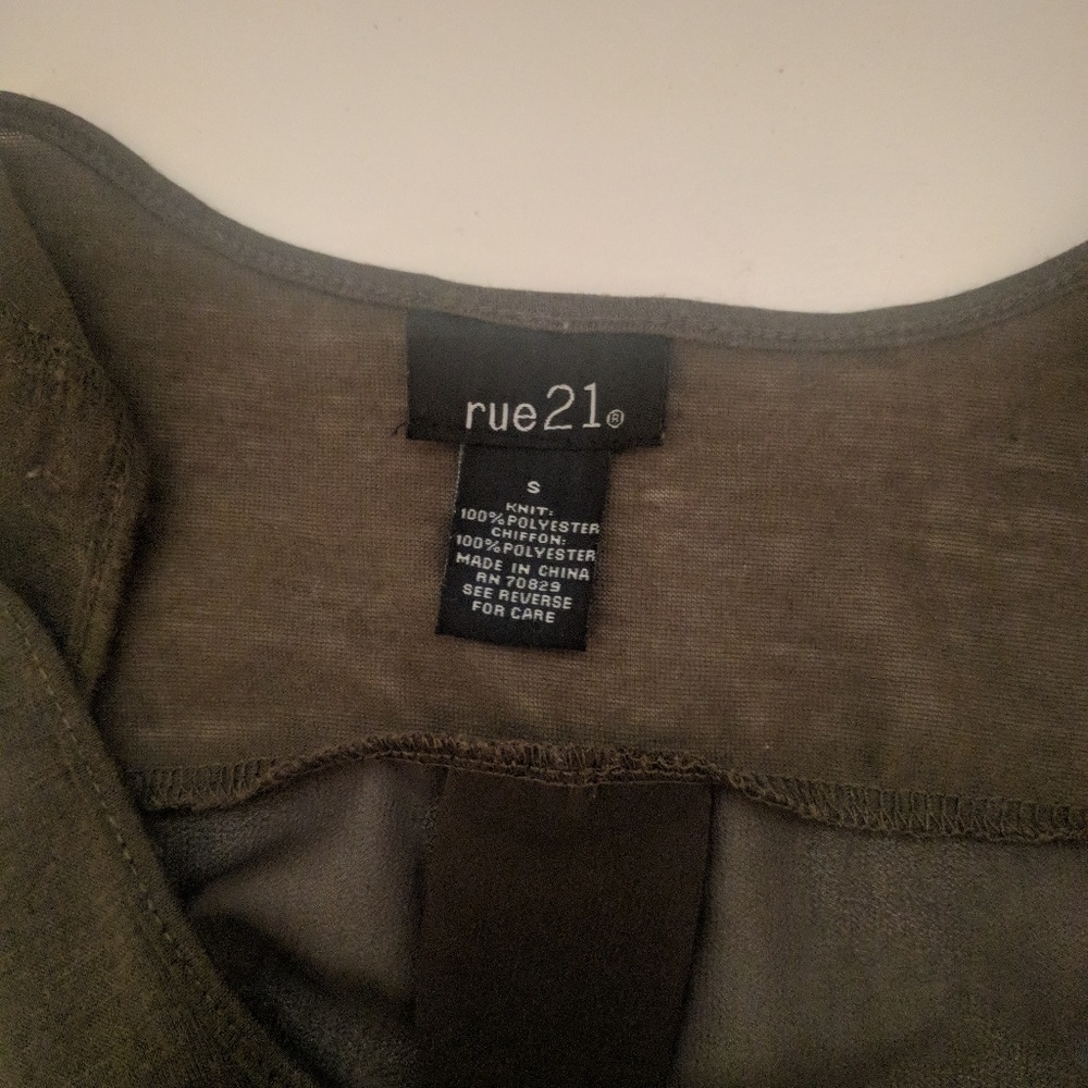 Rue21Green Tank Top - Picture 4 of 4